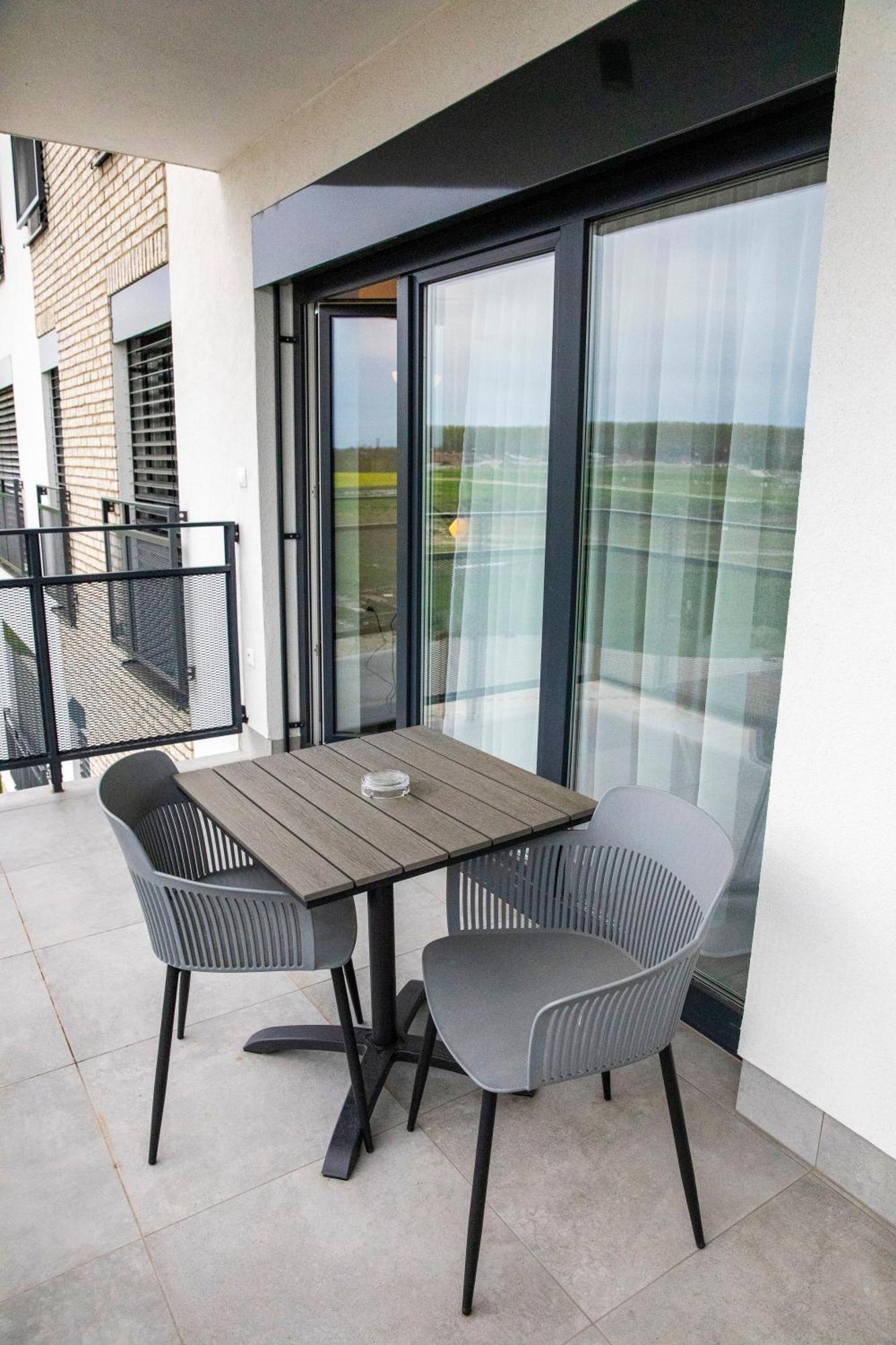Kinga Apartman Dunajska Streda Exterior photo